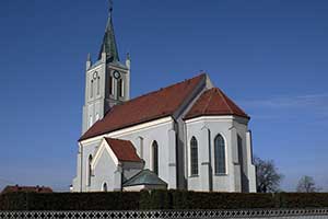 Widok kościoła parafialnego zimą